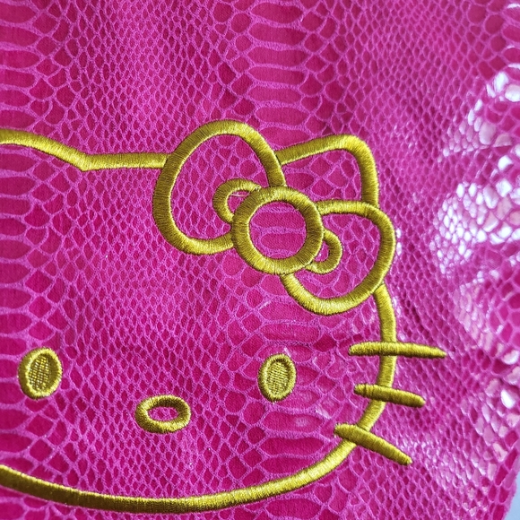 Hello Kitty 2011 Pink Faux Snakeskin Tote Sanrio 13 x 13 - Picture 3 of 9